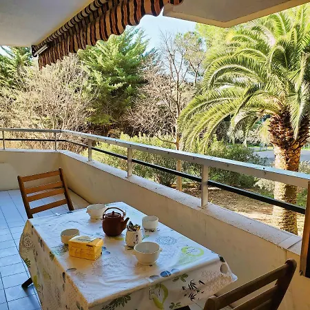 Miougrano T2 55m2 Climatise Piscine Appartement Fréjus